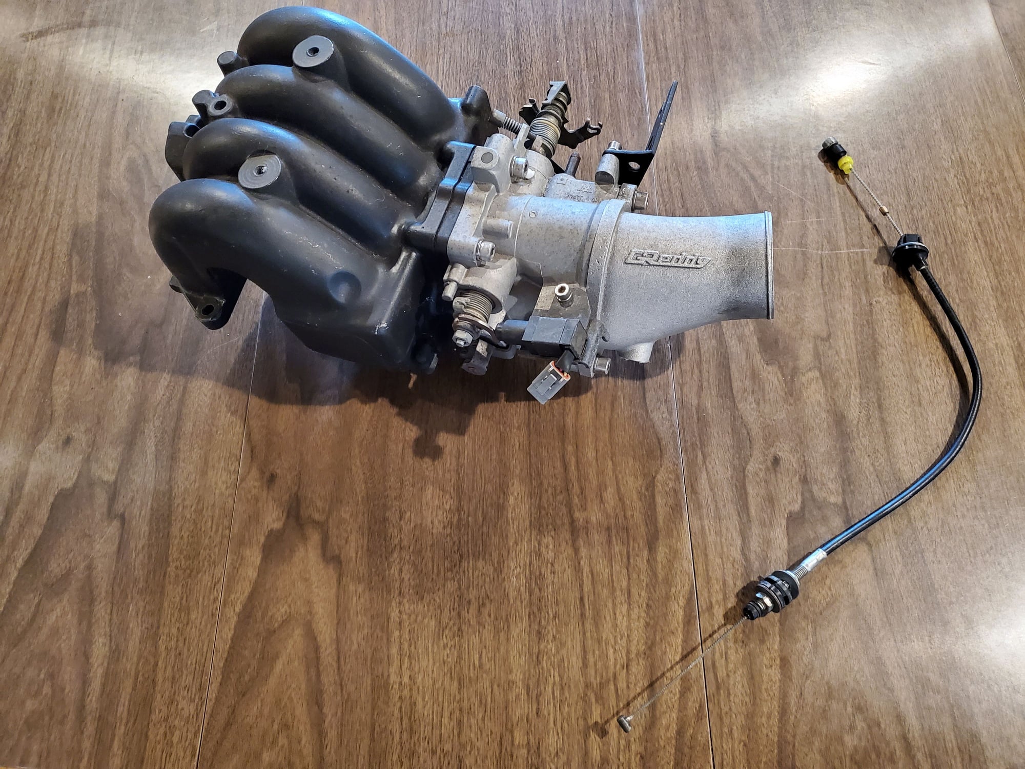 Engine - Intake/Fuel - S5 upper intake manifold with modified throttle body, TPS, throttle cable and bracket - Used - 0  All Models - Gainesville, GA 30501, United States