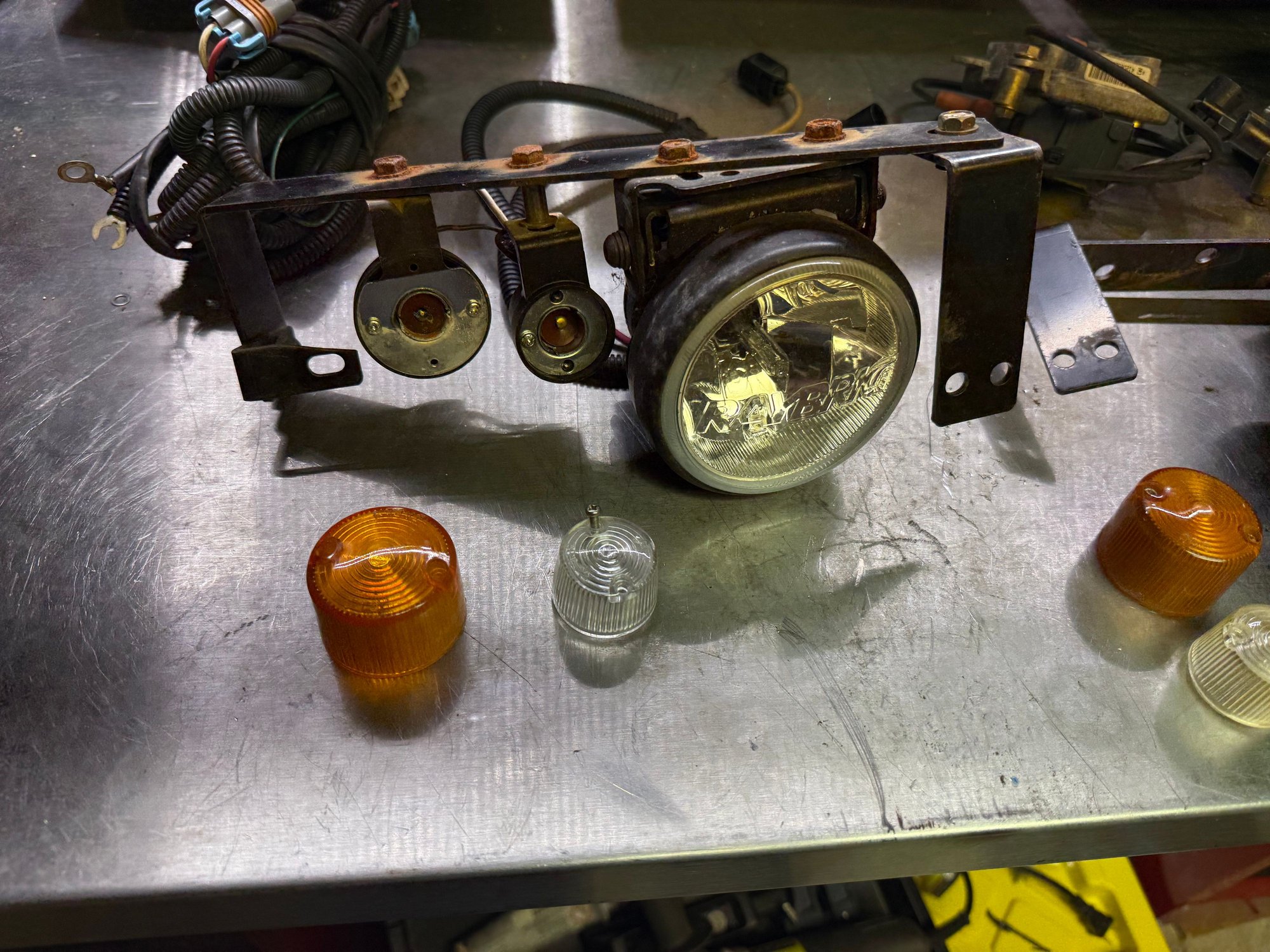 Lights - Feed bumper combo lights HID version - Used - -1 to 2027  All Models - Sparta, NJ 07871, United States