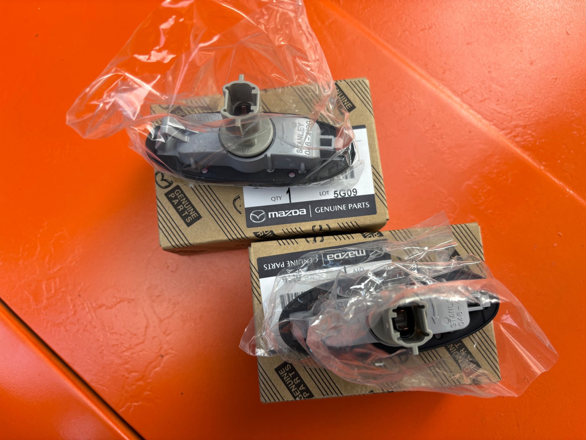 Lights - Front bumper side marker lamps - New - 1993 to 1999 Mazda RX-7 - Menlo Park, CA 94025, United States