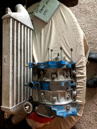 s5t2 motor complete cracked open needs rebuild can provide more pictures upon request 4000