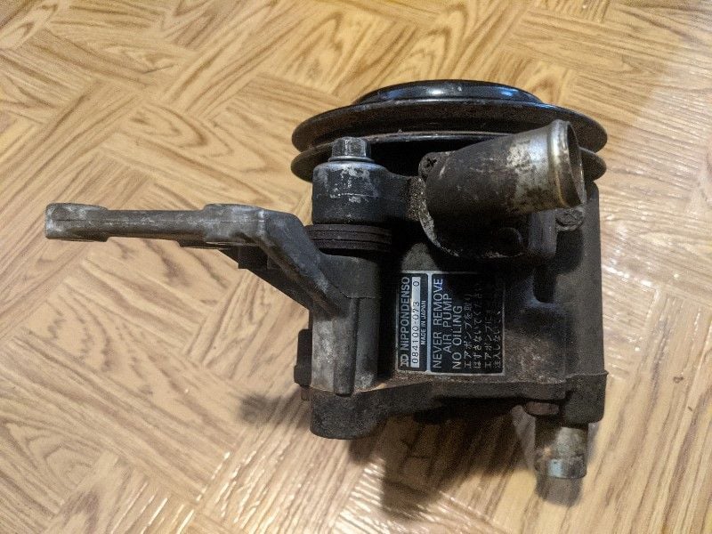 Engine - Intake/Fuel - 1984-1991 OEM Smog Air Pump w/ Bracket Emissions NON-TURBO N/A - Used - 0  All Models - Arden, NC 28704, United States
