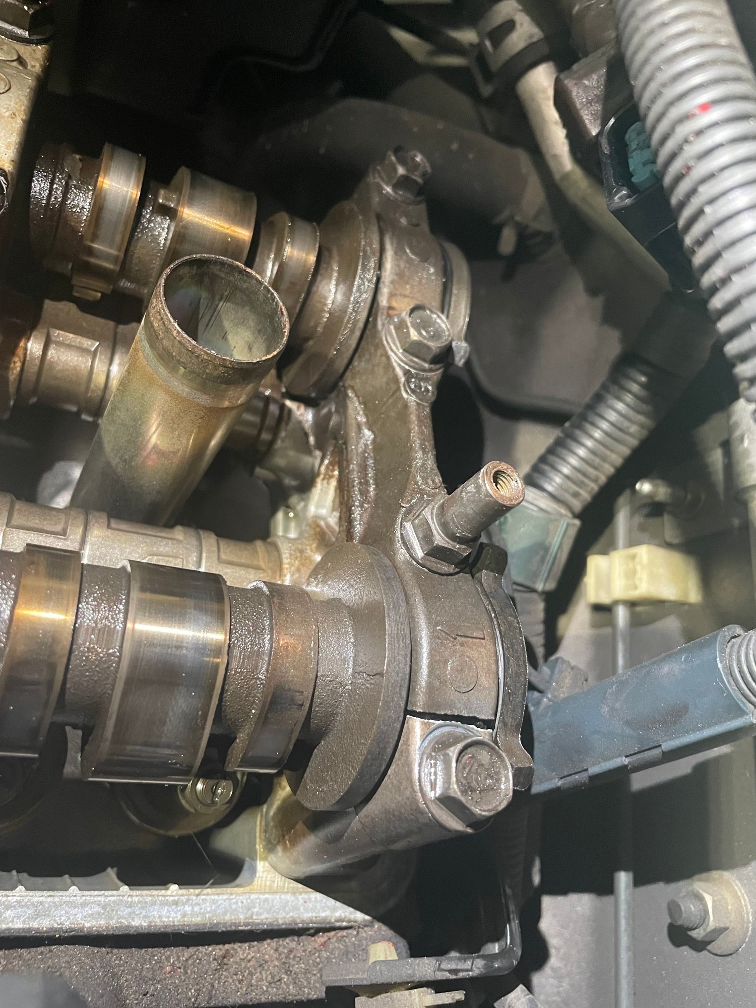 Cam cap 5 broken. That was the reason sensor was worn. 