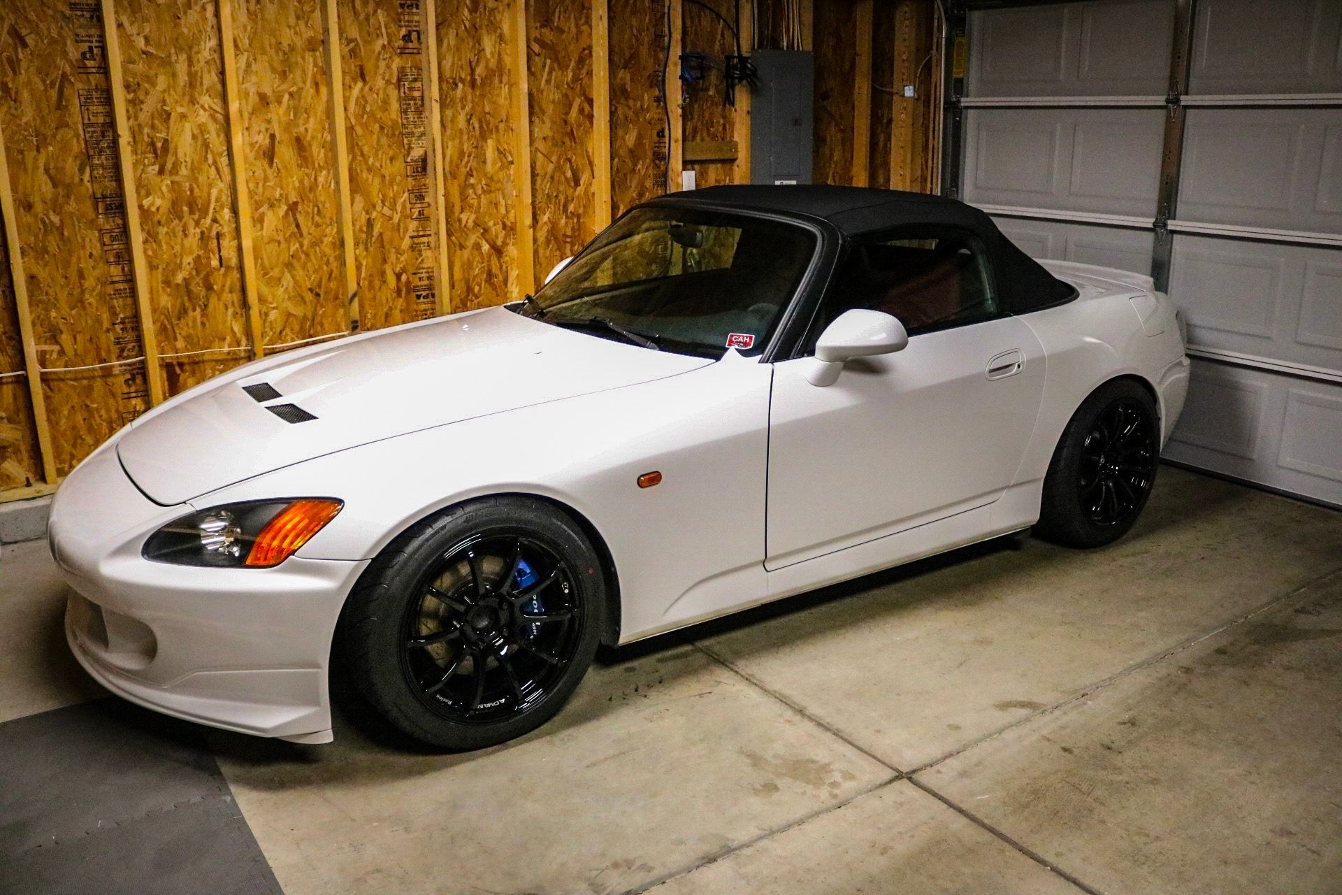 2000 Honda S2000 - Adding Race Car Flair - Project S2000