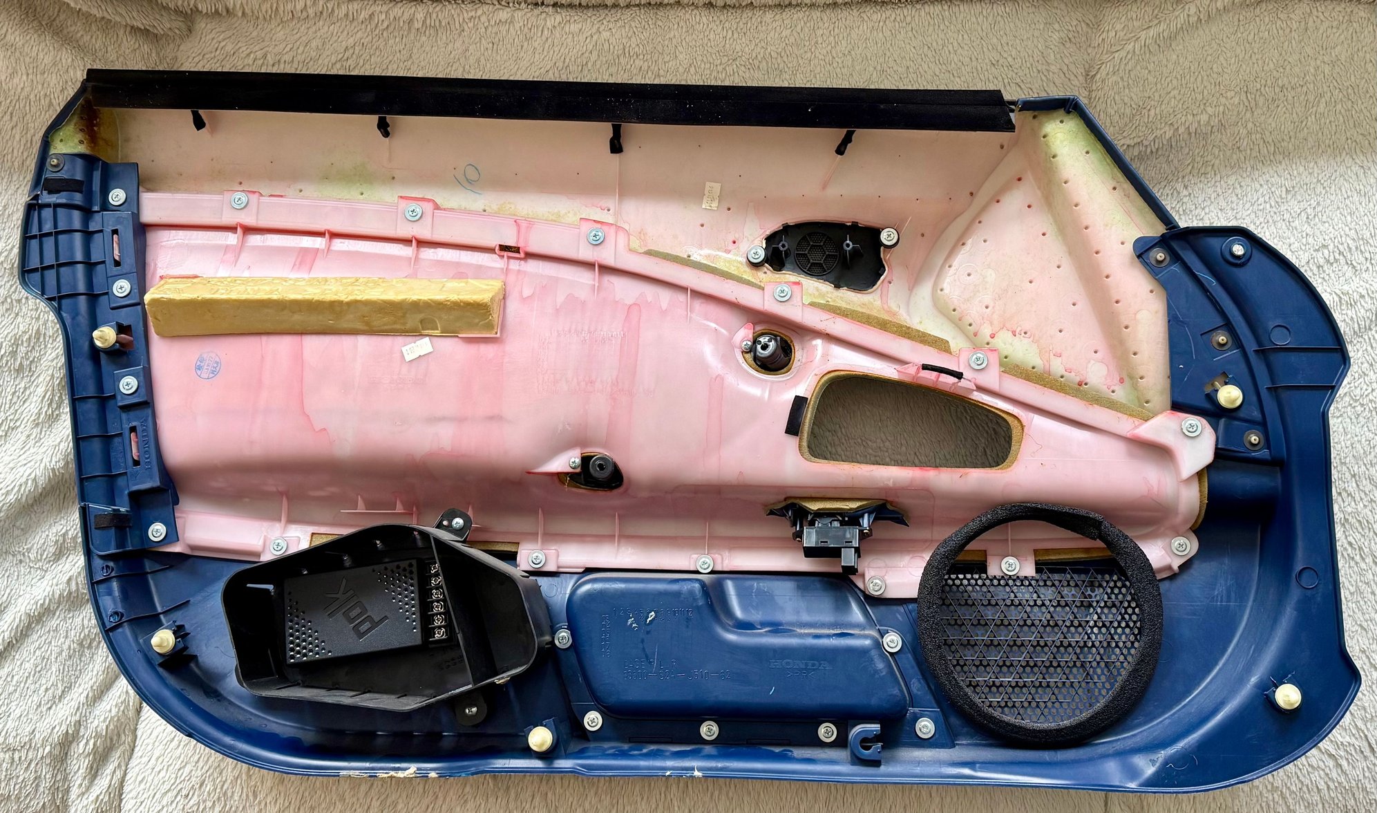 2004 AP2 s2000 passenger side door insert, with polk speaker crossover box (not wired).