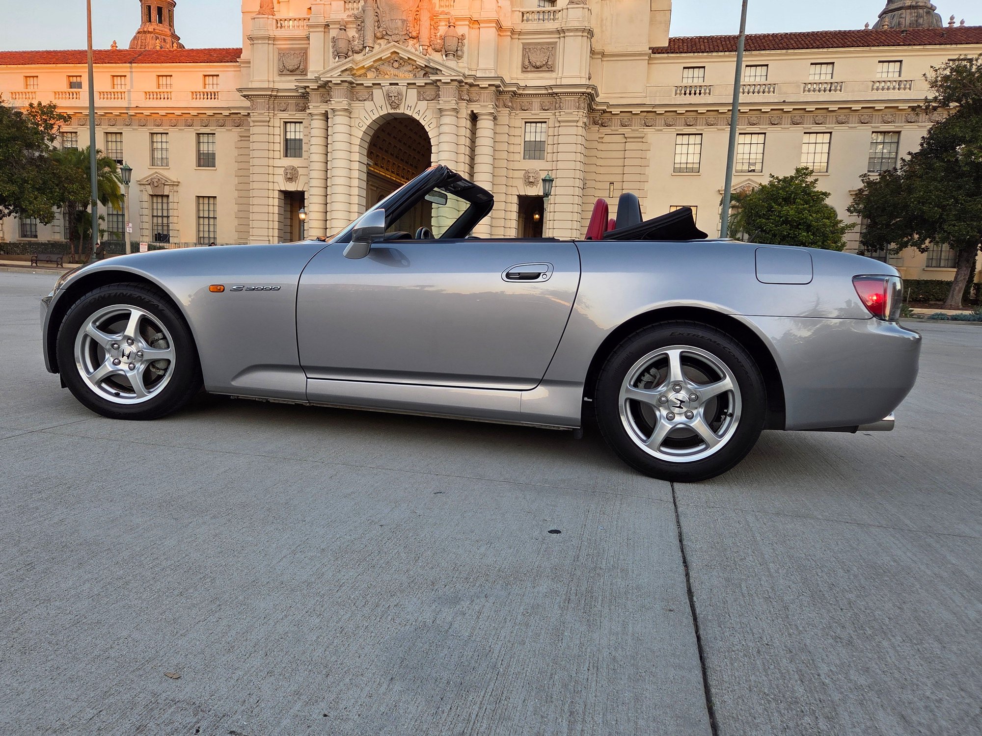 2000 Honda S2000 - Beautiful 2000 Honda S2000 - Used - VIN JHMAP1147YT007530 - 4 cyl - 2WD - Manual - Convertible - Silver - Glendale, CA 91203, United States