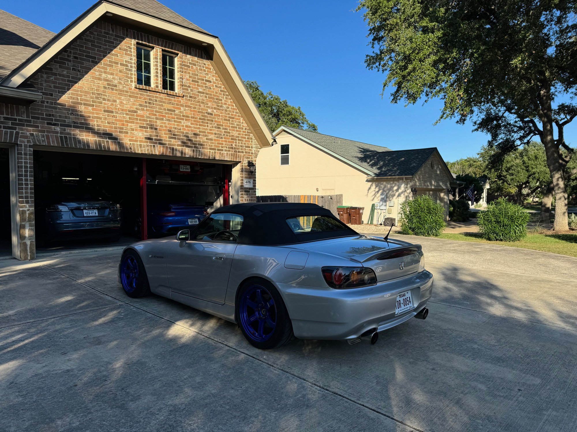 2005 Honda S2000 - TX - 2005 Honda S2000 Sebring Silver 59k Miles - Used - VIN JHMAP21475S008233 - 58,968 Miles - 4 cyl - 2WD - Manual - Convertible - Silver - San Antonio, TX 78260, United States