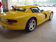 Viper At Dealer 007.jpg