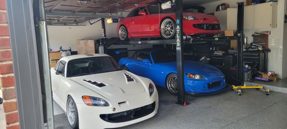 His and Hers Mugens....Champ white one is the original Berlina S2K, Apex blue one is Covid project (even the red one is color swapped...New Formula to Milano).