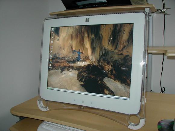 Gallery 2010  20.1-inch flat panel
