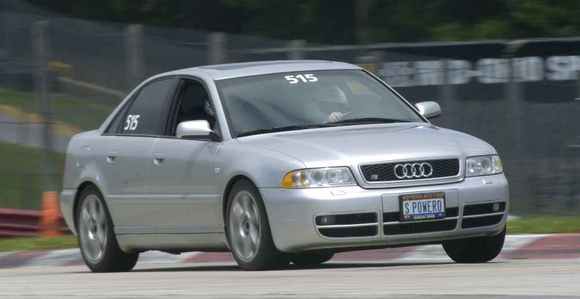 S4 in turn 13 at Mid Ohio