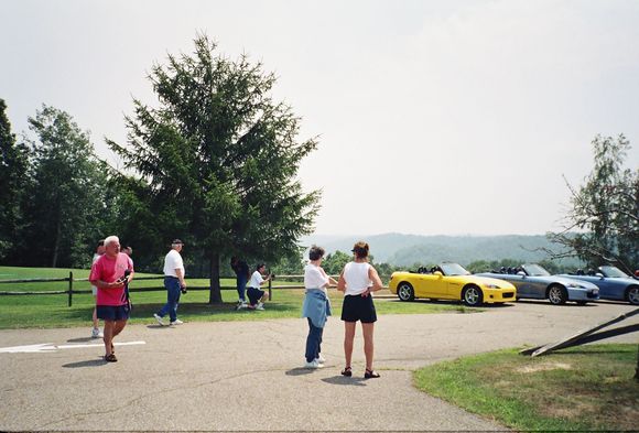 R002-001.jpg