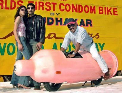 capt.1038505807.india_aids_day_hyd101.jpg