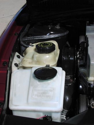 Saturn Engine Bay 20060401 083.jpg