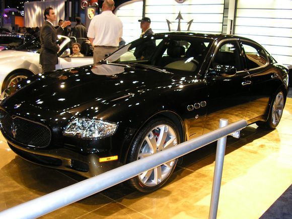 MASERATI QUADROPORTE.JPG