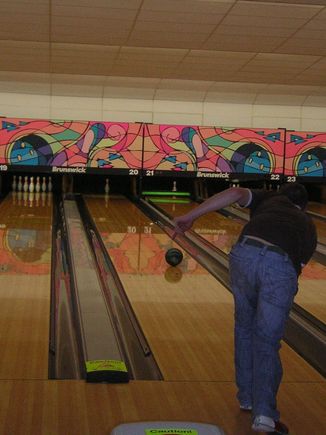 SHSM Bowling Night Oct06 09.JPG