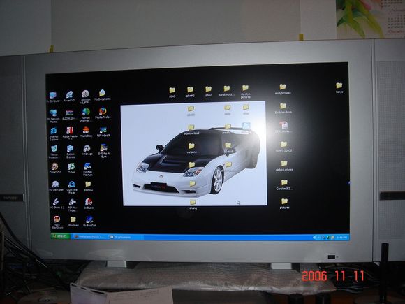 32lcd.JPG