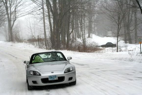 Snow S2000 1