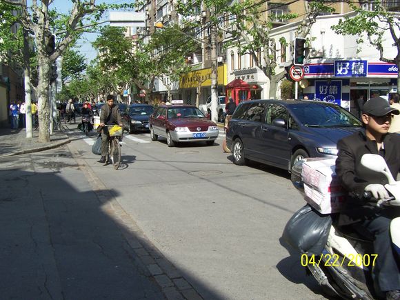 Shanghai Traffic 2.JPG
