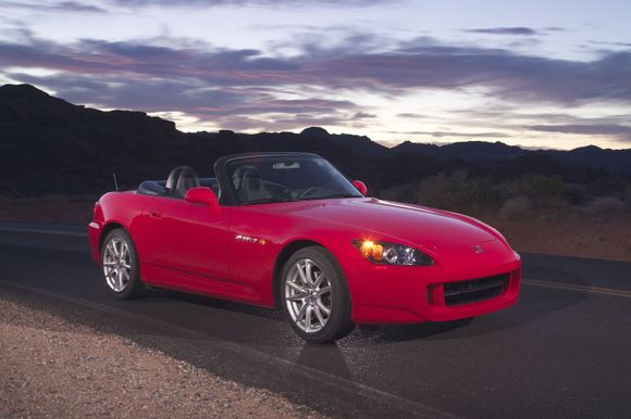 04_S2000_ext35.jpg