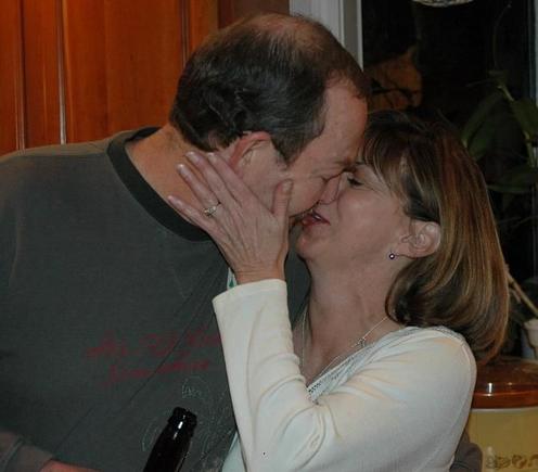 DSC_6913 071215 Rick_Lainey kiss.JPG