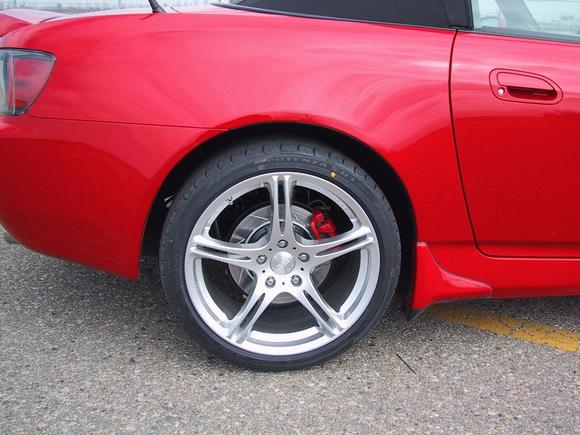 rear tire.jpg
