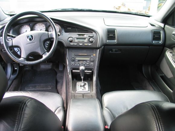 2002 TL interior