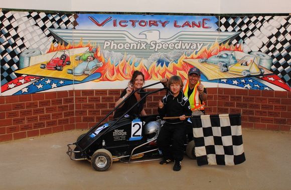 win at phoenixville pics 045.JPG