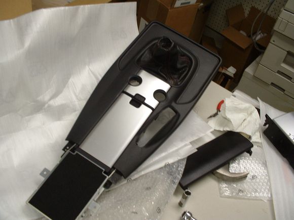 revs9k install 04 console conv 002.jpg