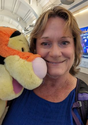 ^8-29-2023.  I'm taking Tigger to my grandson in Colorado.  He's fun to carry.

