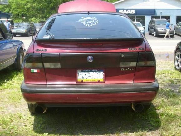 dual exhaust and decal....