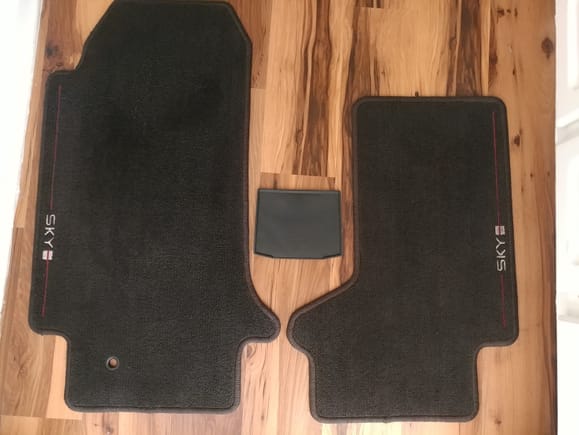 Driver Passenger and Rear Cabin Partition Rubber mat