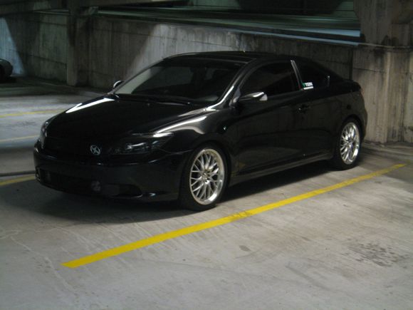 chillin' in a parking garage in Knoxville, TN