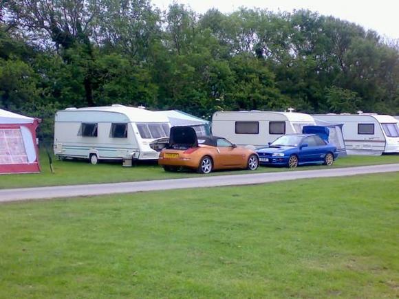 350 z next to type r