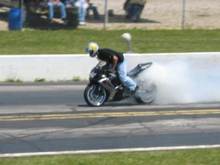 Stuntfest 07
having lunch on the GSXR1