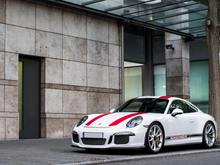 New Porsche 911 R. Facebook: Max Zappolino