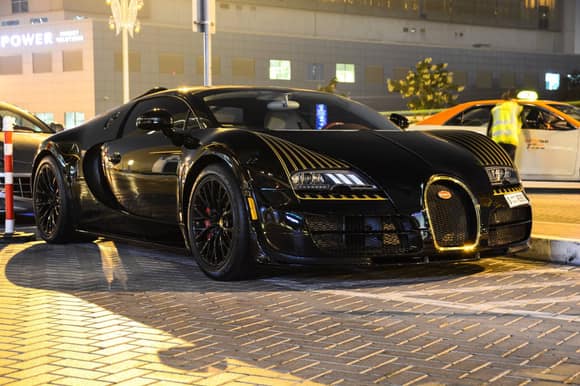 Bugatti Veyron Black Bess Edition. By Cologne-Cars Photography
