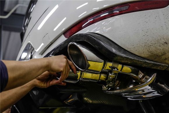 Fi Exhaust for Porsche Macan Turbo 3.6TT - Quad Tips.