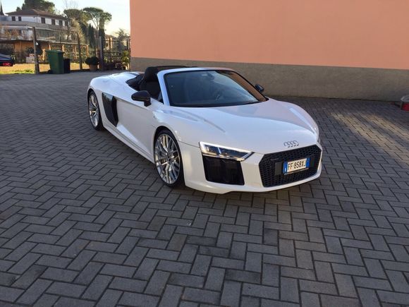 Audi R8 V10 Plus