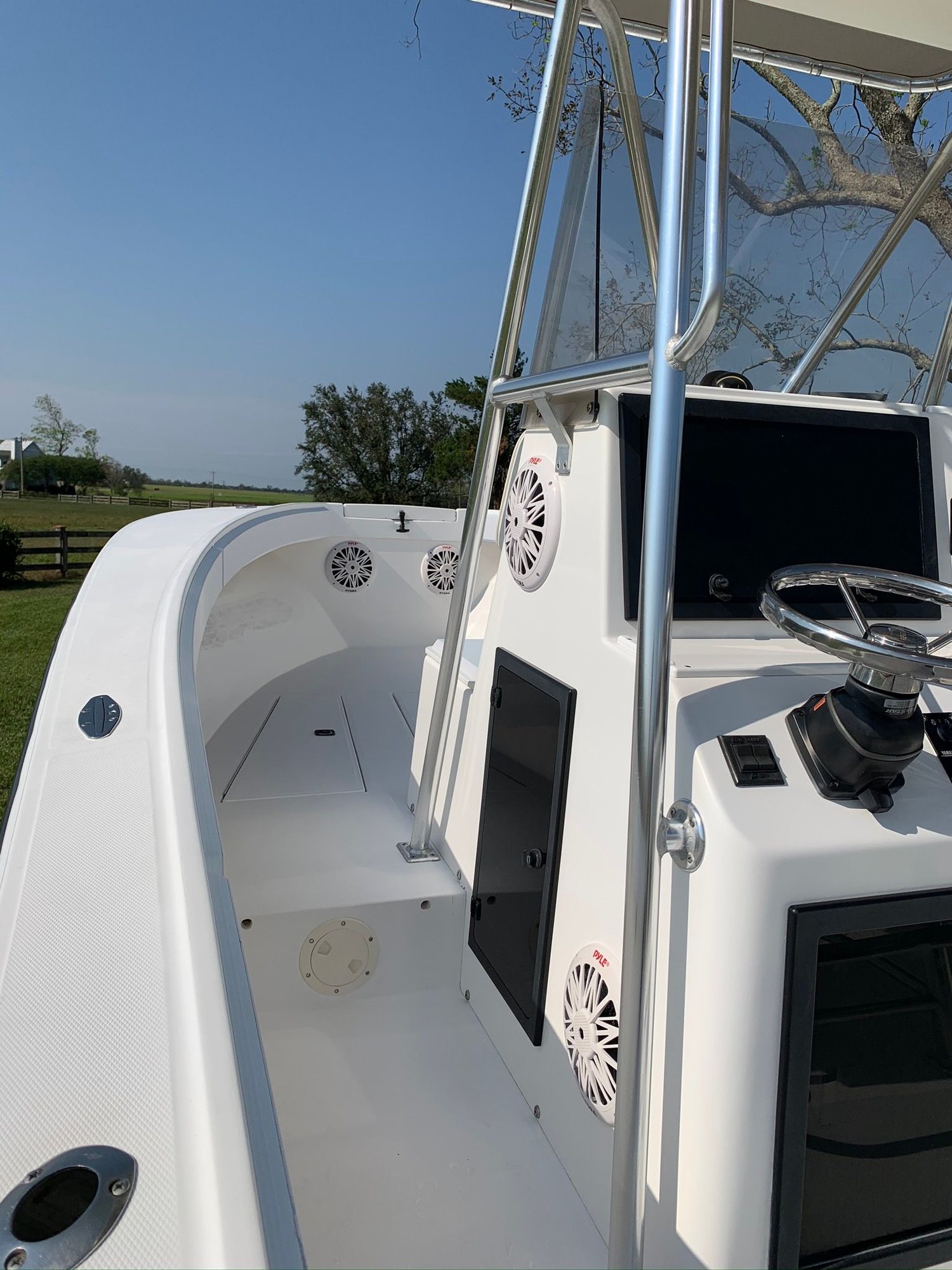 1999 Regulator 23 Classic - The Hull Truth - Boating and Fishing Forum