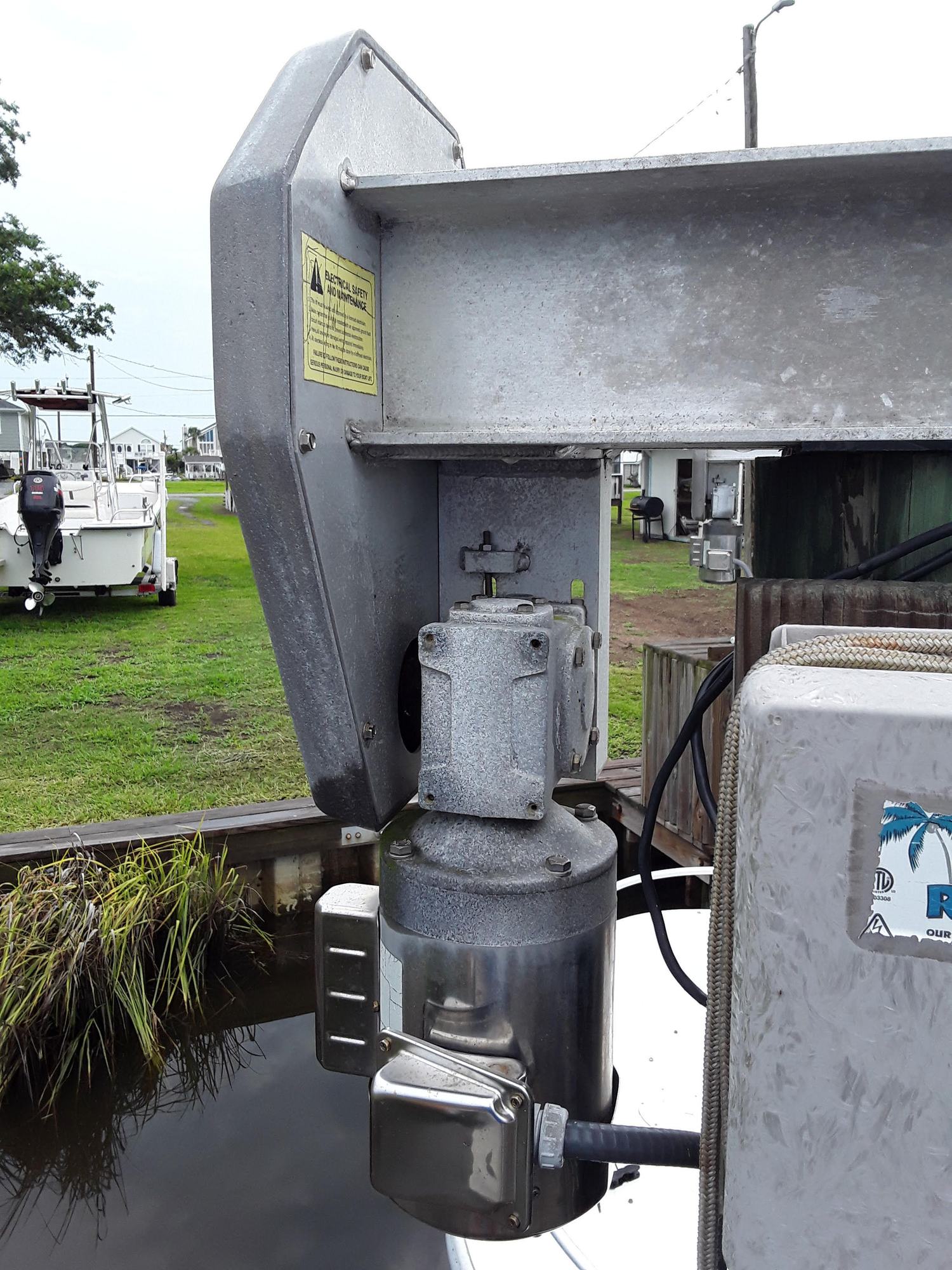 Can you mount these lift motors upside down? The Hull Truth Boating