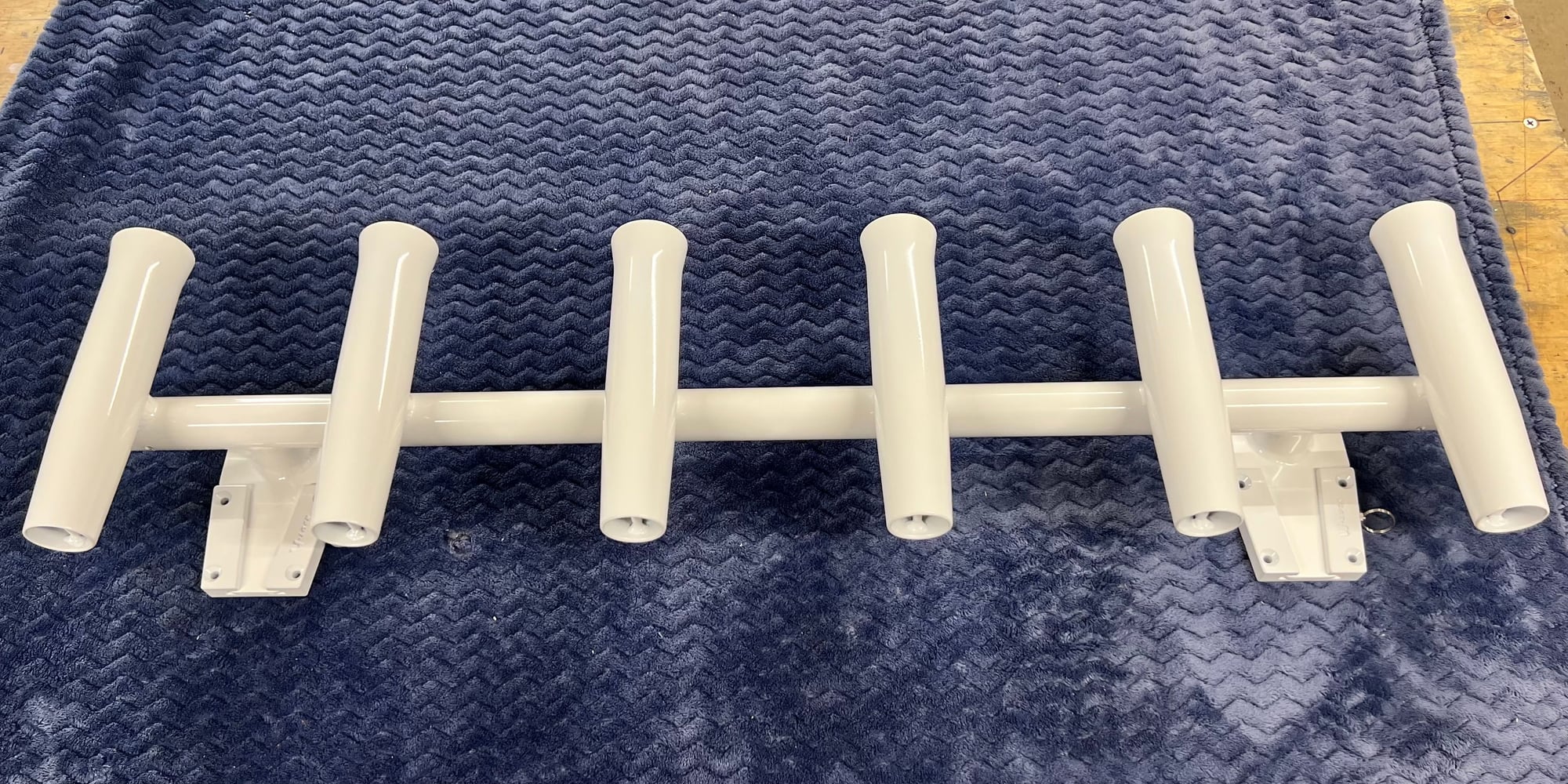 Custom Transom (6) Rod Holder (White) - The Hull Truth - Boating and Fishing  Forum