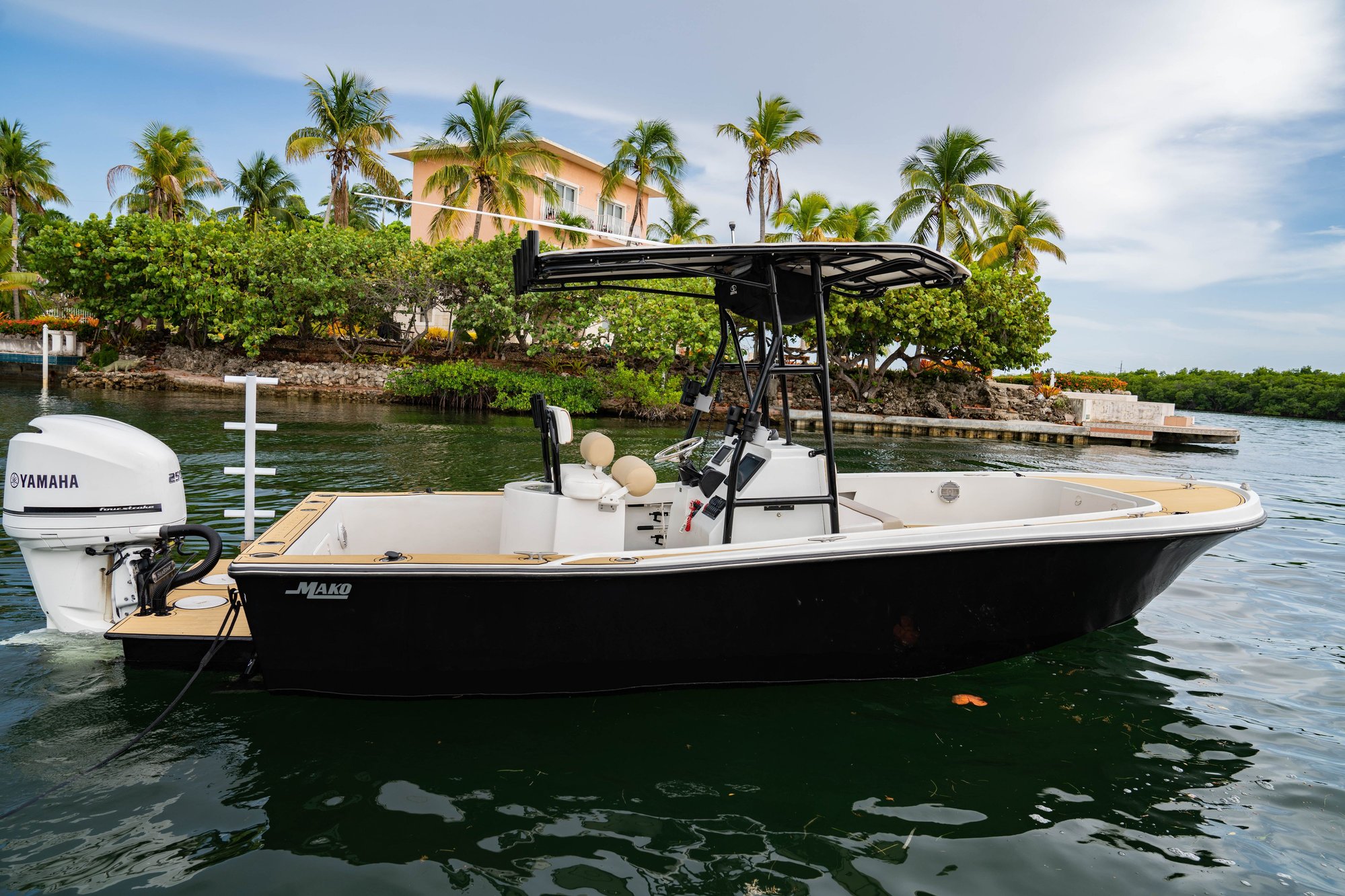 1990 Mako 211 FWC Law Enforcement Version - Fully Restored