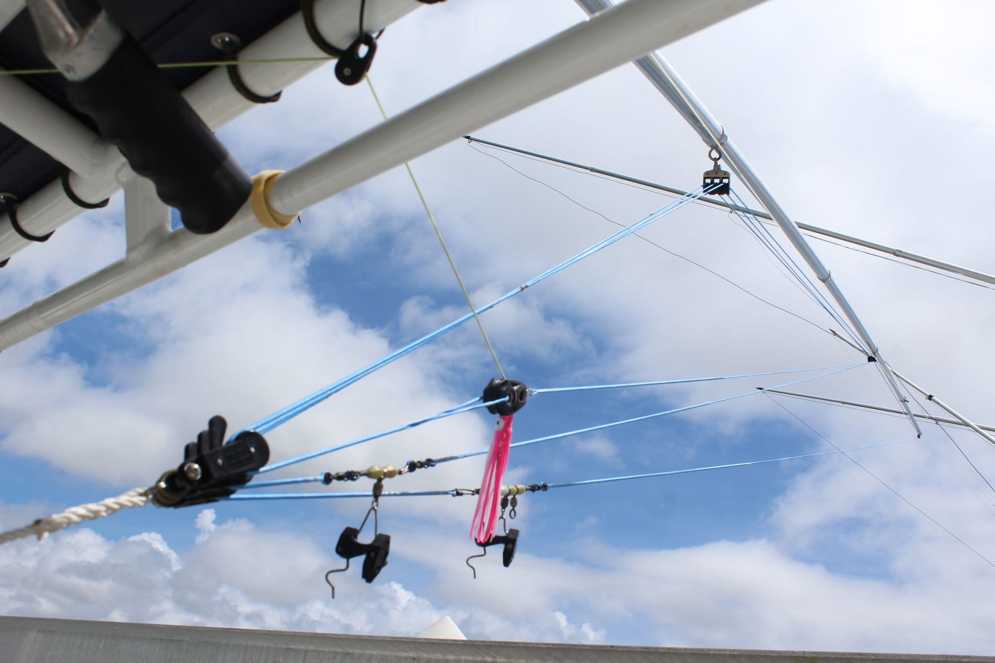 Outrigger Rigging Fading - The Hull Truth - Boating and Fishing Forum
