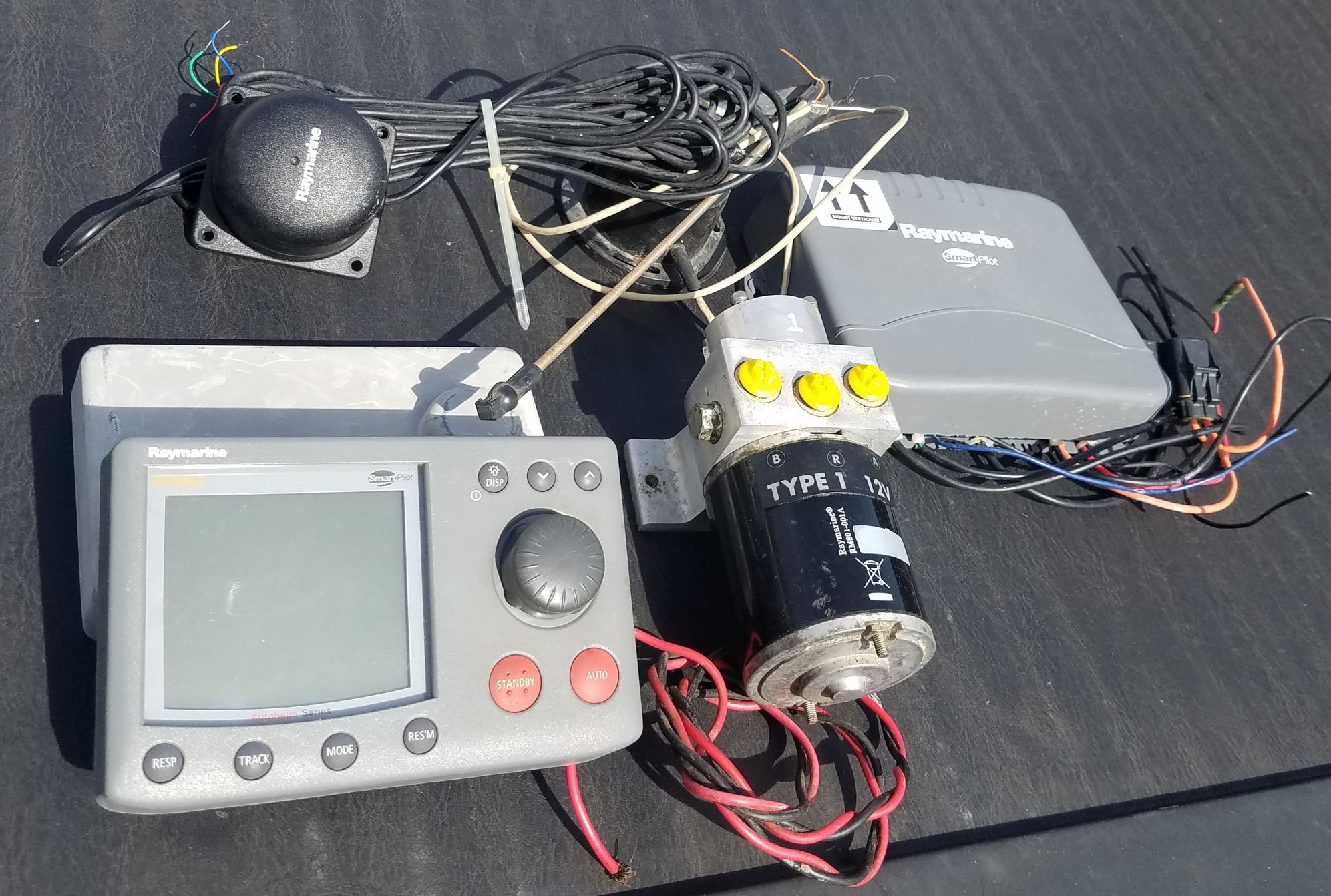 Raymarine SmartPilot autopilot system The Hull Truth Boating and