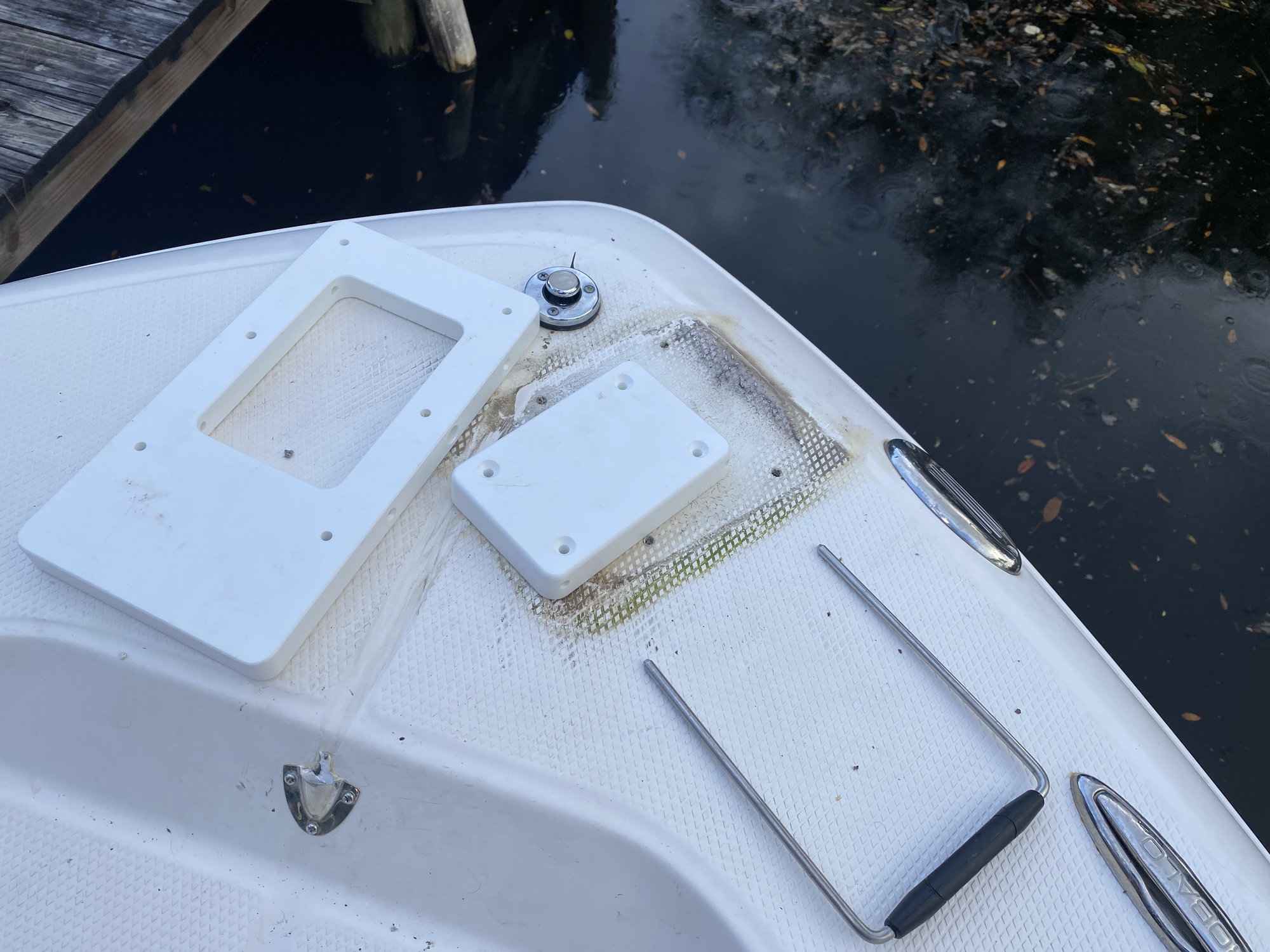 how-to-get-adhesive-off-non-skid-deck-photos-the-hull-truth