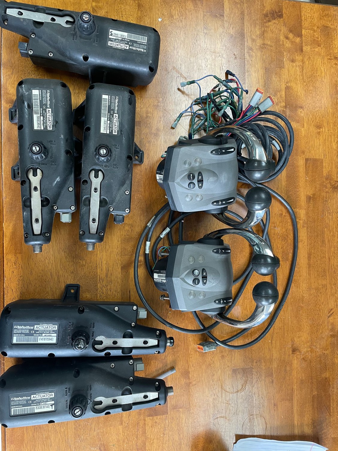 Teleflex 6000 controls with 5 actuators The Hull Truth Boating and