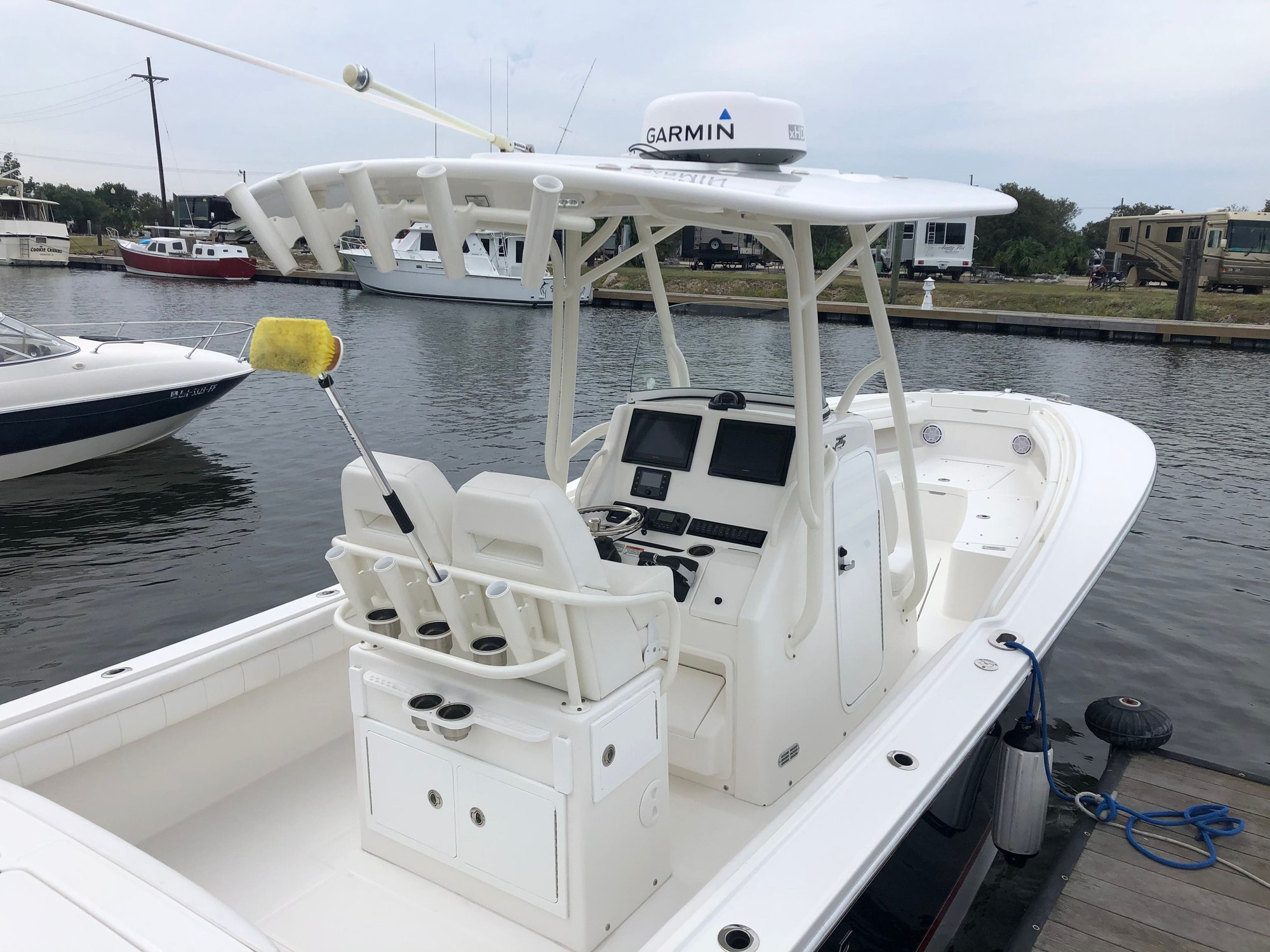 25 Regulator 84 inch trolling motor The Hull Truth Boating and