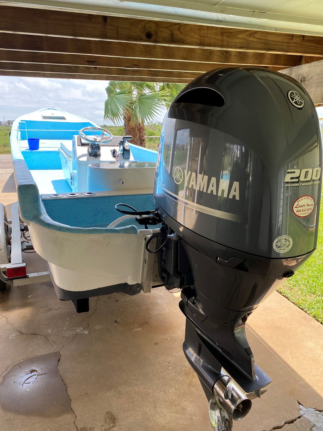 2020 Yamaha F200 20" shaft 27 hours on 2017 25