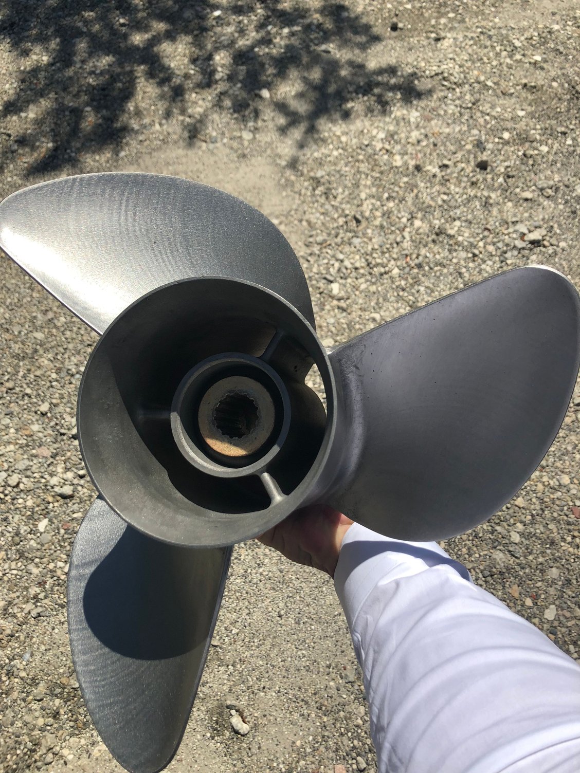 fresh-yamaha-17-m-stainless-propeller-13-3-4-x-17-and-free-t-bag-the