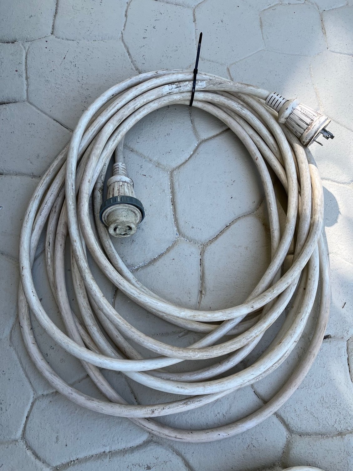 used shore power cords 125v/30amp 50' The Hull Truth Boating and